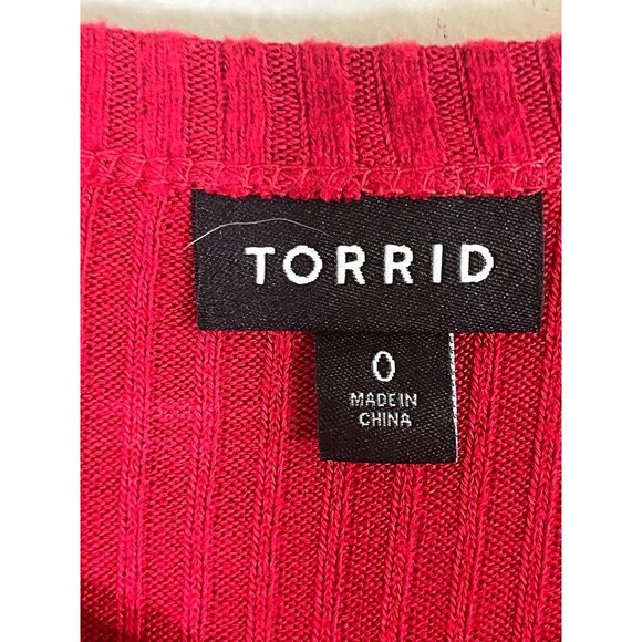 Torrid Henley Top M Red Ribbed Festive Classic Chic Holiday Neutral Minimalist - Picture 2 of 9